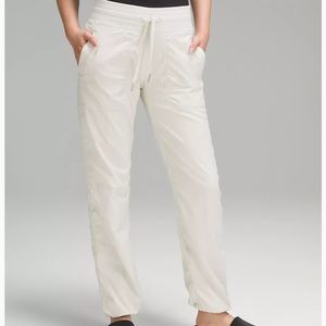 LULULEMON Dance Studio Mid Rise Pant Regular *worn once* Size 2 Color Bone